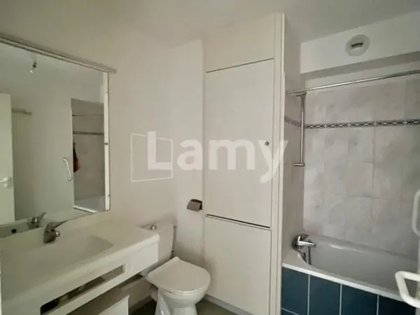 Studio 1 pièce 20 m²