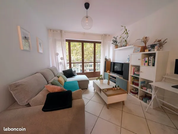 Appartement T3 63 m² Confluence