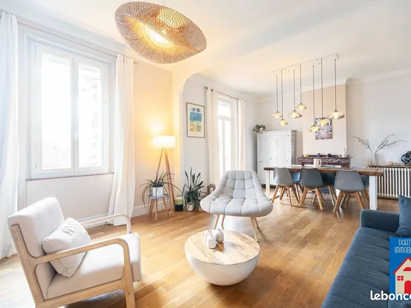 Maison 6 pièces 158 m²