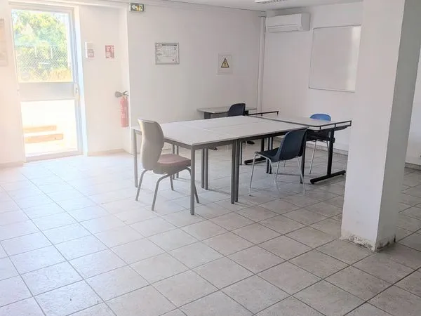 Bureau à la location à Mudaison