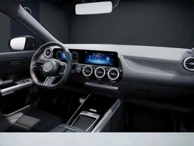 Mercedes Gla 250 e hybrid eq amg line — photo 11