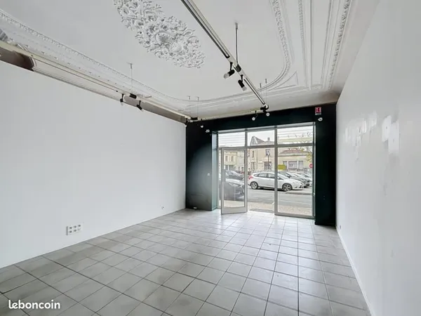 Local commercial 28 m²