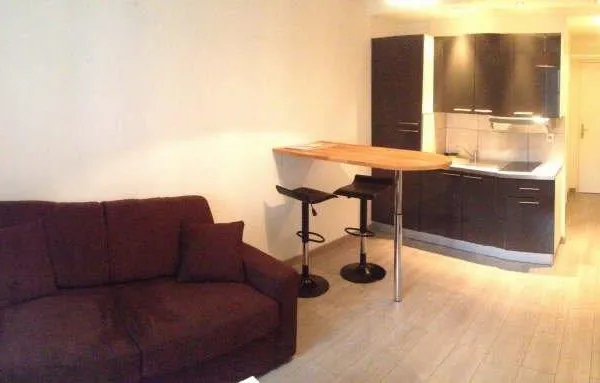 Vends appartement meublé