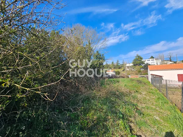 Terrain en individuel 604 m²