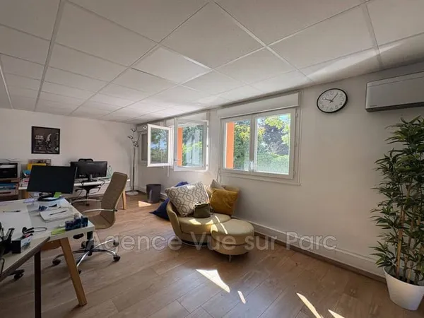 Bureaux 48 m²