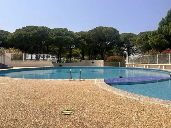 PORT-CAMARGUE ? PLAGE SUD | Studio entièrement rénové avec t