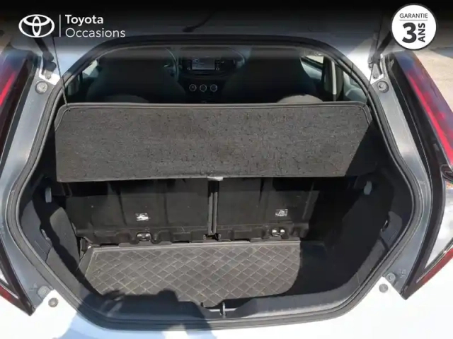 Toyota Aygo X 1.0 vvt-i 72ch dynamic s-cvt my23 — photo 10