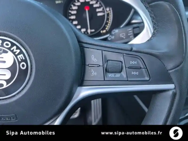 Alfa Romeo Stelvio 2.2 180 ch at8 — photo 54
