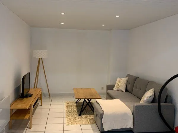 Maisonnette meublée quartier Robiens à 5 min à pied de la gare