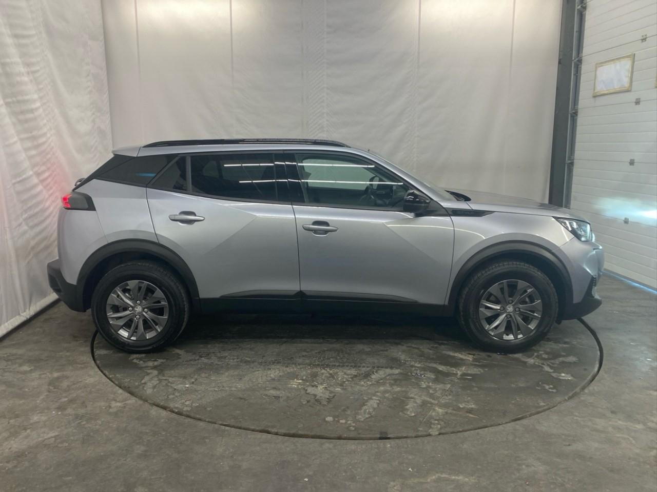 Peugeot 2008 puretech 100 s&s bvm6 style — photo 6