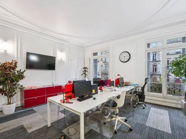 Bureaux 185 m²