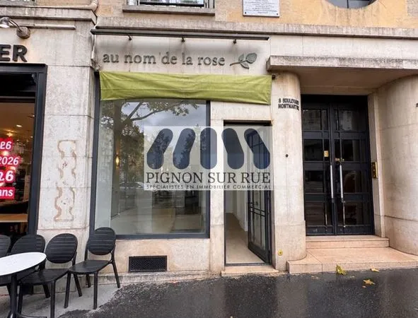 Local commercial 48 m² PARIS