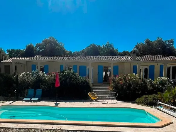 Maison individuelle de plain-pied 162m²