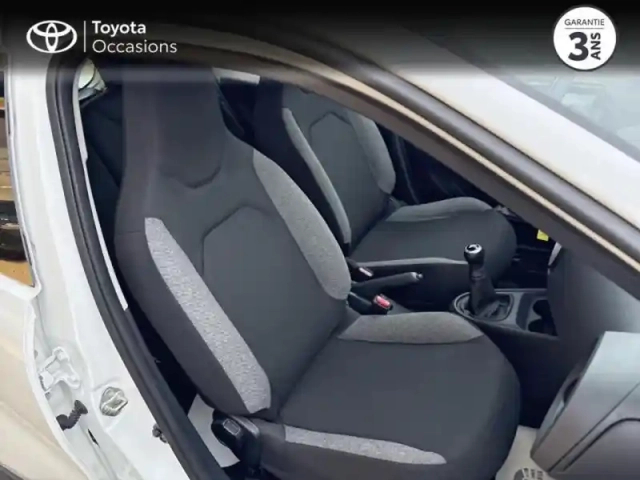Toyota Aygo X 1.0 vvt-i 72ch dynamic — photo 6