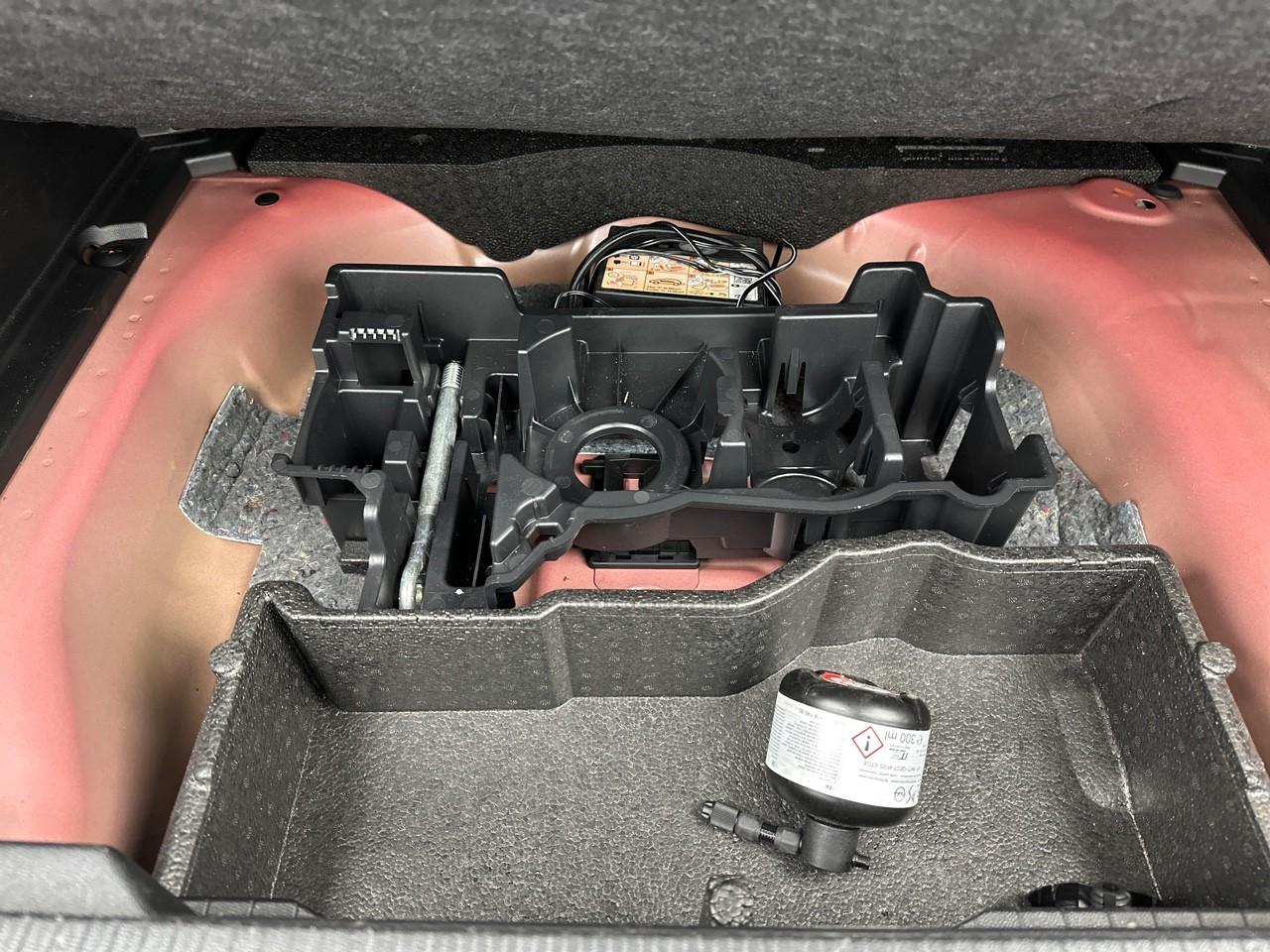 Peugeot 2008 puretech 100 s&s bvm6 allure — photo 34