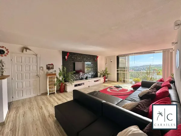 Appartement T5 de 126 m² – Dernier étage avec vue mer, 2 garages et cave