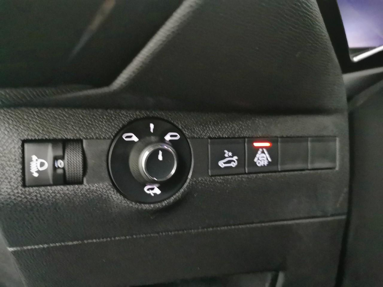 Ds Ds 7 crossback crossback bluehdi 130 eat8 performance line — photo 17