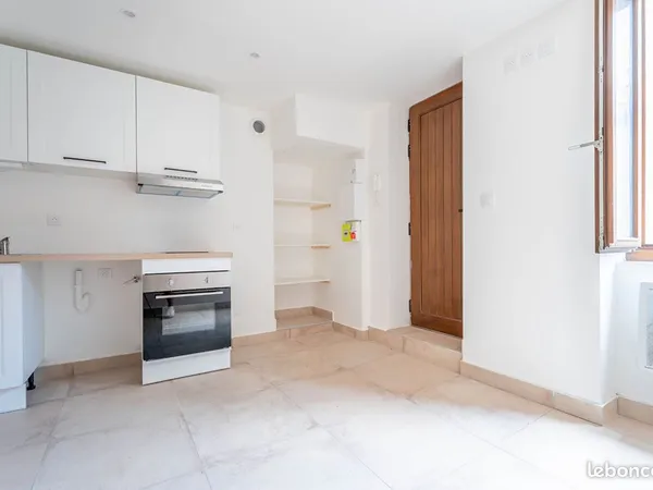 Appartement 1 pièce 18 m²