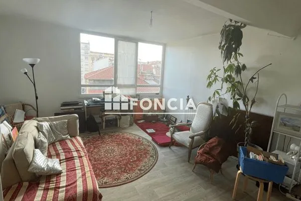 Appartement 2 pièces 75 m²