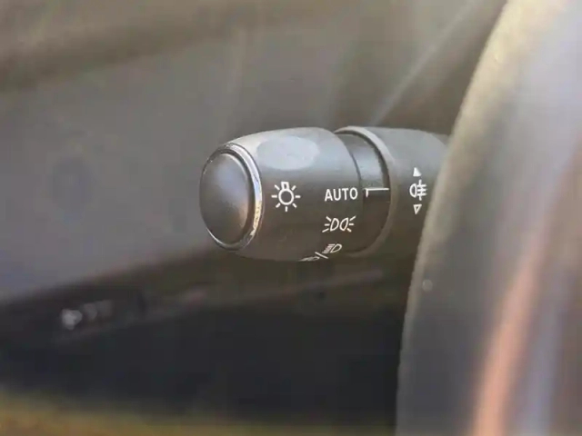 Peugeot 308 puretech 130ch s&amp;s eat8 active pack — photo 17