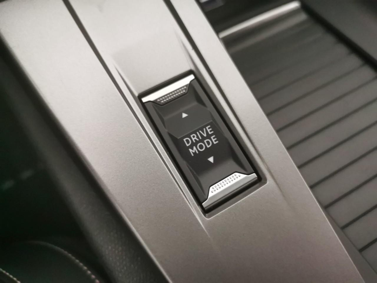 Peugeot 308 sw hybrid 145 e-dcs6 allure — photo 21