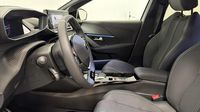 Peugeot 208 1.2 Hybrid 145ch GT e-DCS6 — photo 12