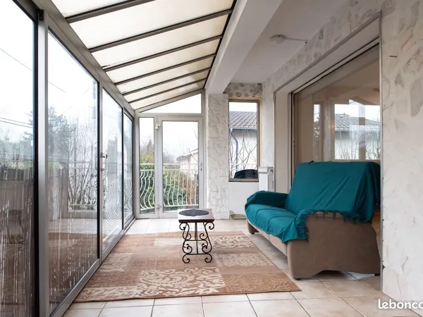 A vendre T4 dans une maison - La Commanderie