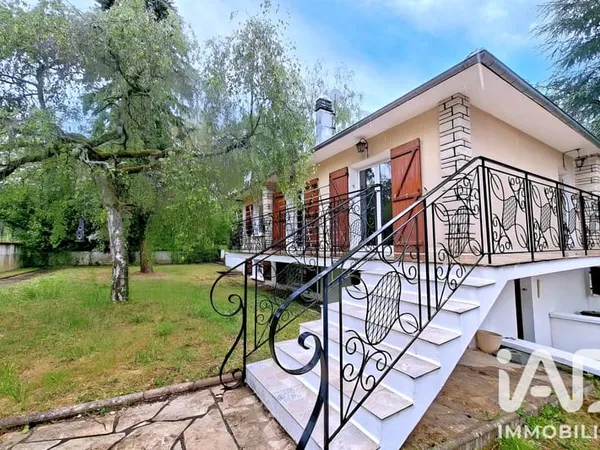 Maison 5 pièces 146 m²