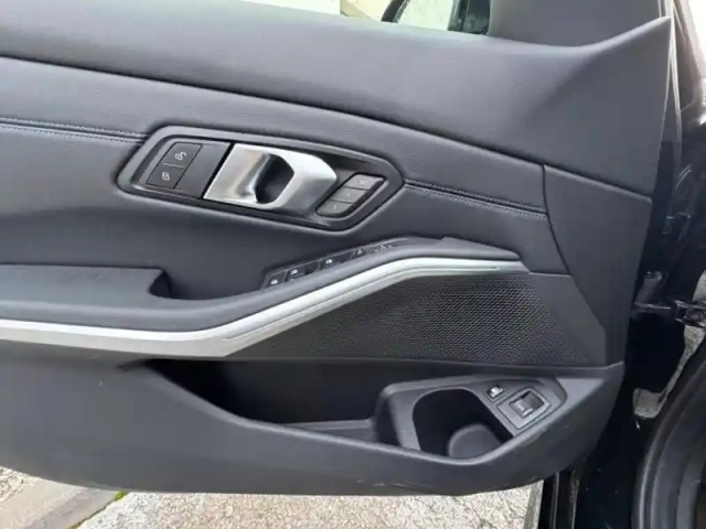 Bmw Serie 3 série 3 330ea 292ch m sport — photo 7