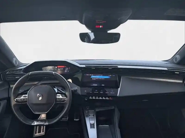 Peugeot 308 phev 180 e-eat8 — photo 8