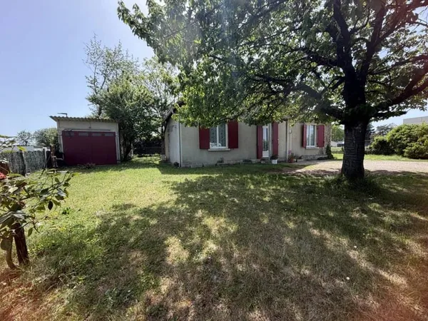 Maison de plain-pied 3 pièces 81 m²