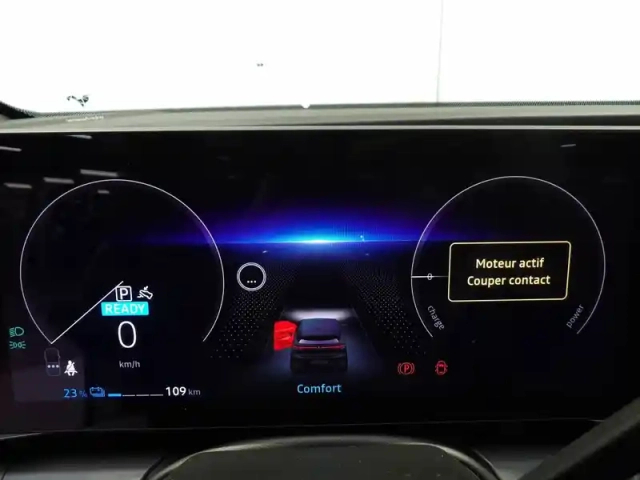 Renault Megane e-tech ev60 220 ch super charge — photo 6