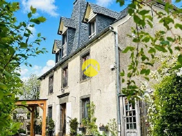 Maison et villa de prestige Vente Chaudes-Aigues 7p 175m² 169000€