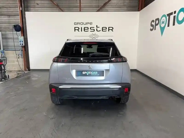 Peugeot 2008 puretech 100 s&amp;s bvm6 — photo 6