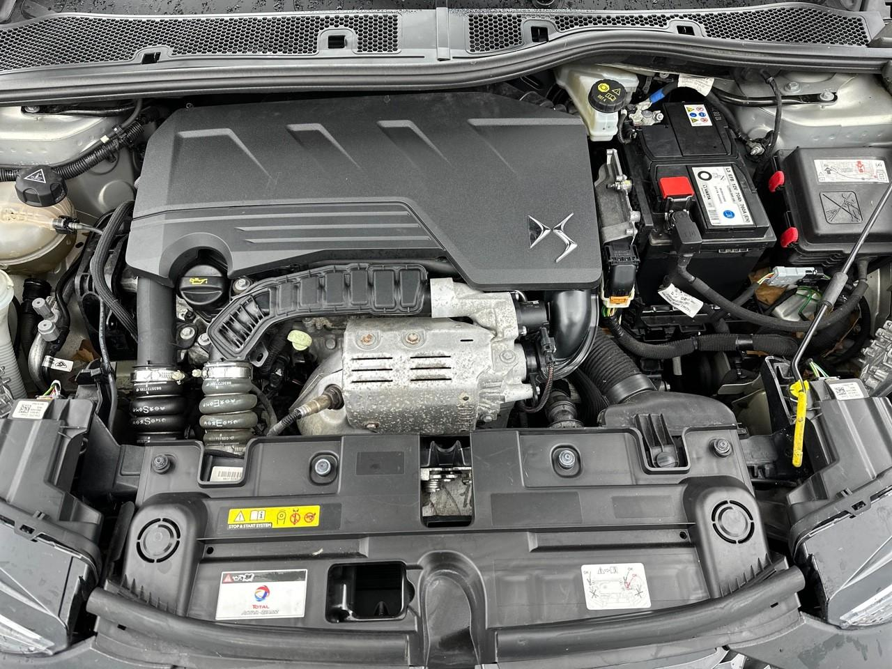 Ds Ds 3 crossback puretech 155 eat8 performance line+ — photo 15