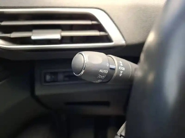 Peugeot 3008 puretech 130ch s&amp;s bvm6 — photo 20