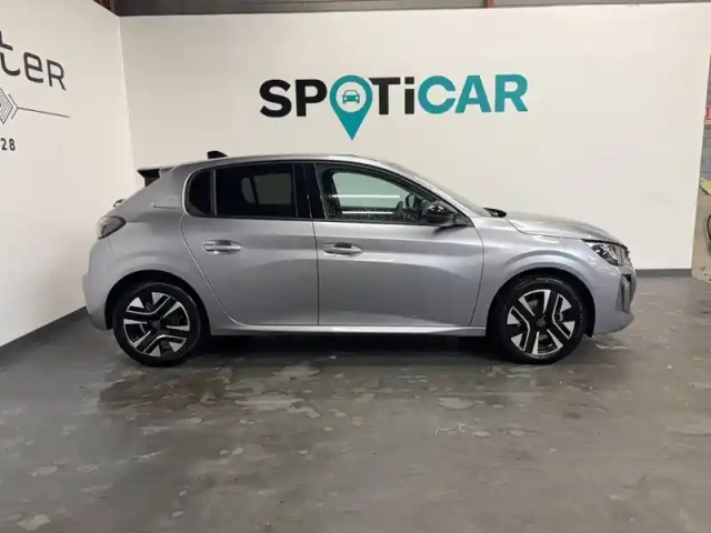 Peugeot 208 hybrid 100 e-dcs6 — photo 4