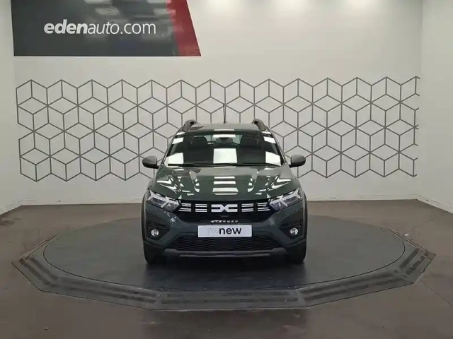 Dacia Sandero eco-g 100 — photo 8