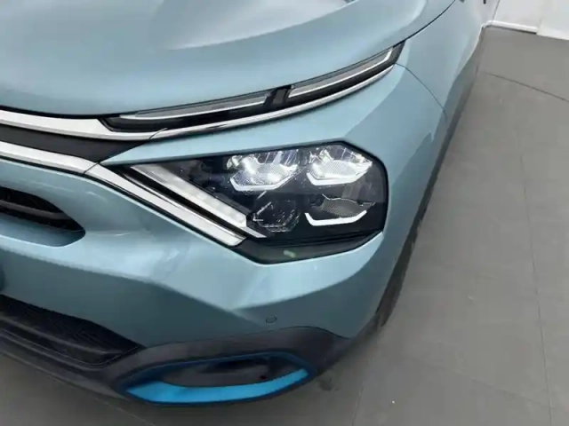 Citroën C4 e- 136 ch automatique — photo 16