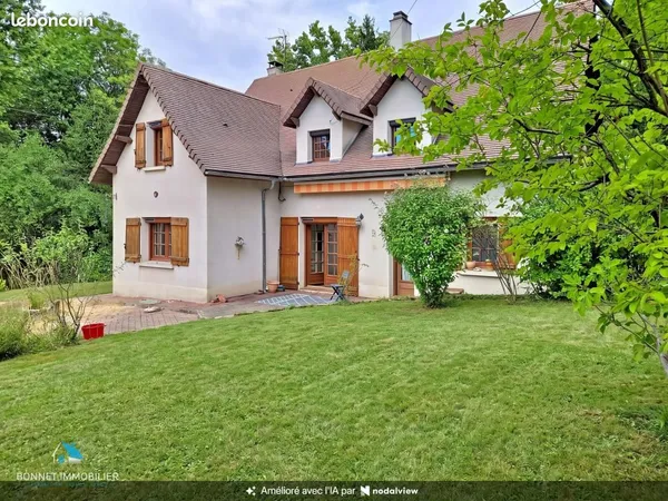 Maison 6 pièces 135 m²