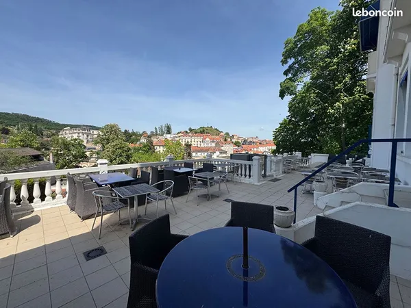 Hôtel particulier 40 pièces 947 m²