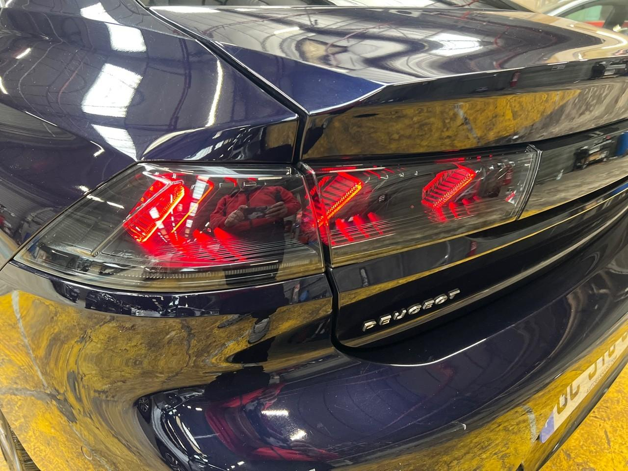 Peugeot 508 hybrid 225ch allure business e-eat8 — photo 24