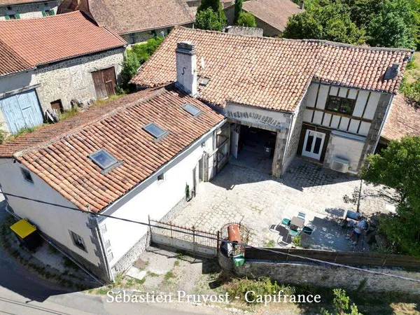 Maison 7 pièces 210 m²