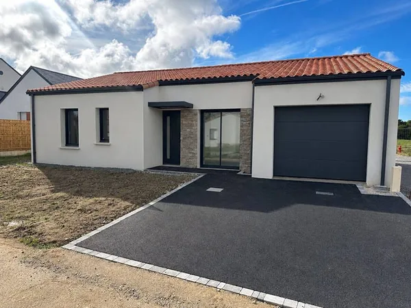 Maison de plain-pied 5 pièces 95 m²