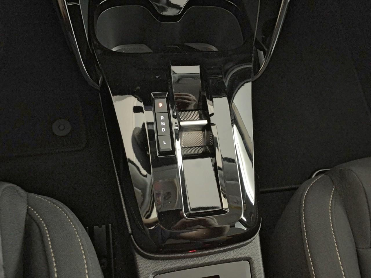 Citroën C3 Aircross hybride 145 ch aut plus — photo 17