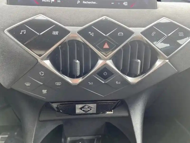 Ds Ds 3 ds3 crossback puretech 130 eat8 performance line — photo 13