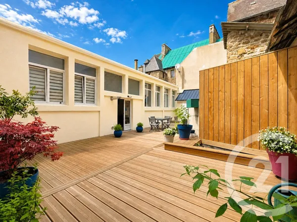 Maison 6 pièces 141 m²