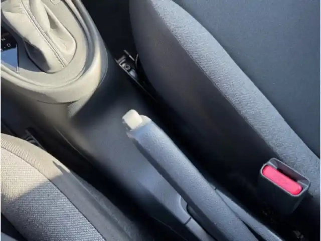 Toyota Aygo 1.0 vvt-i 72 dynamic cvt — photo 21