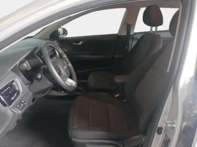 Kia Stonic 1.0 t-gdi 100ch active dct7 — photo 14