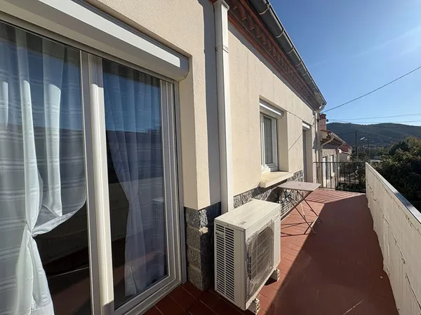 Appartement Le Boulou 3 pièce(s) 81 m2 meublé + garage